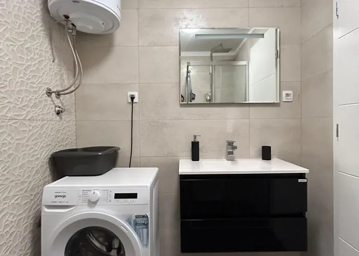 Maci Apartman *