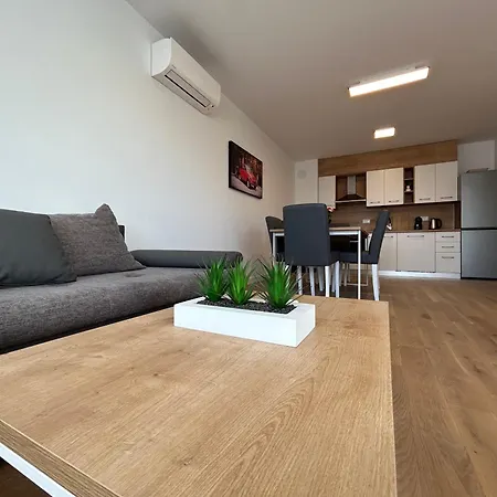 Apartment Maci